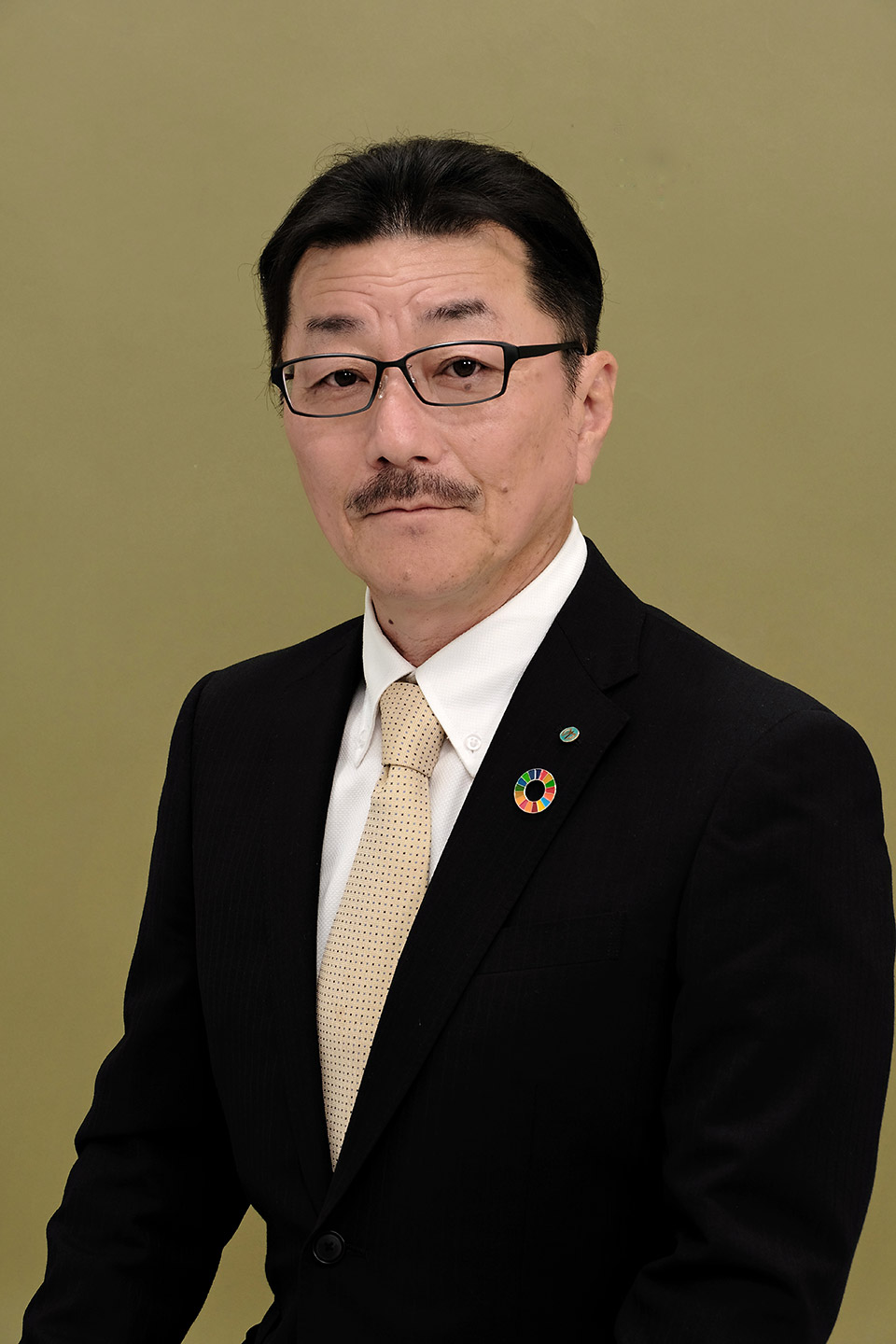 岩田　洋